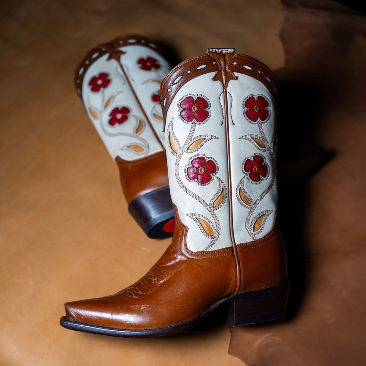 Hyer Boots – Hope in Tan Ranch Hand Cowhide