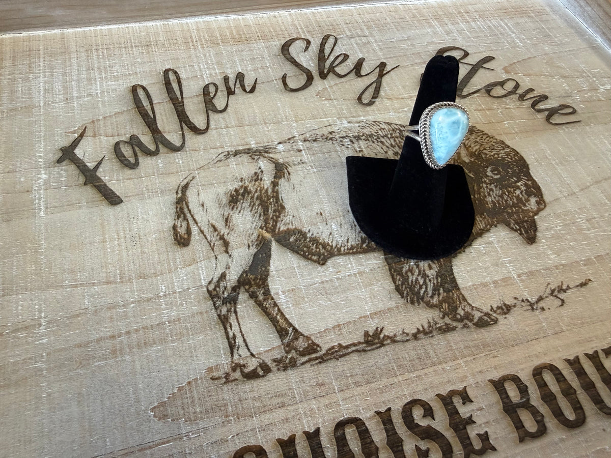 Sterling Silver Larimar Ring Size 6, Teardrop Blue Larimar Stone, Rope Twist Bezel, Split Shank Ring, Gift for Her