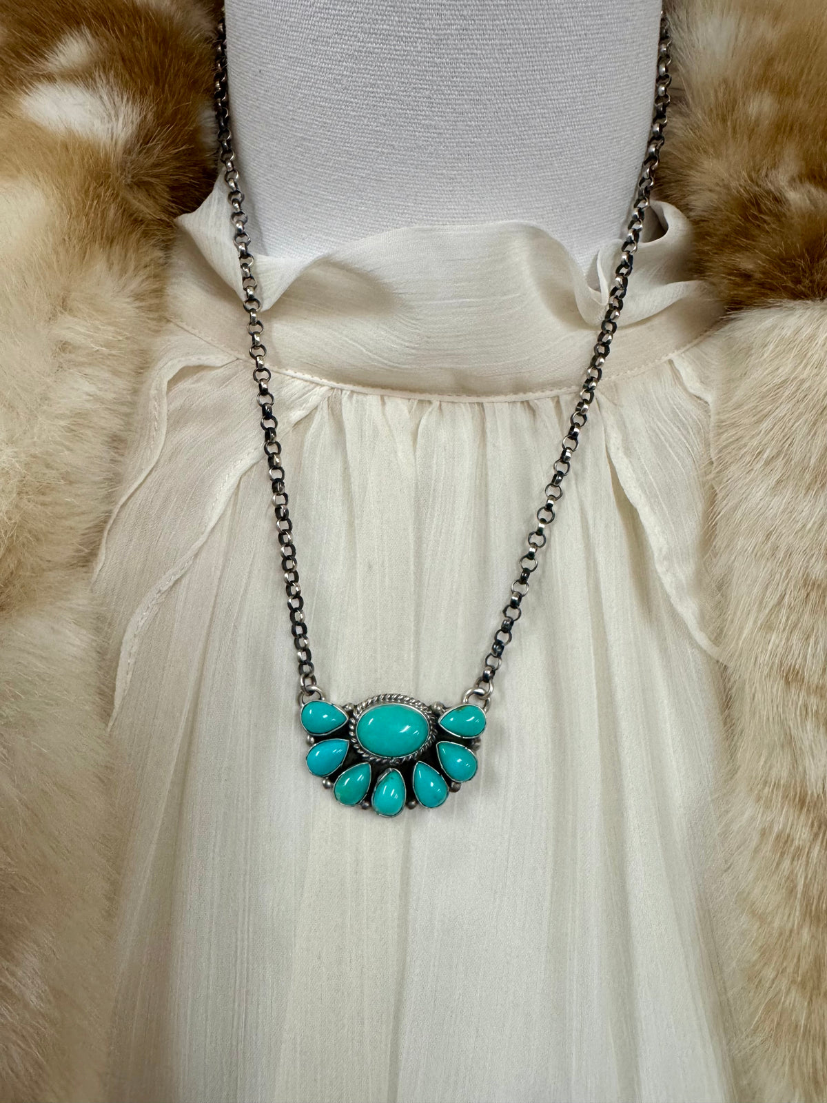 Turquoise Cluster Necklace, Turquoise Pendant Necklace, Southwestern Jewelry, Turquoise Statement Necklace, Western Jewelry, Boho Necklace