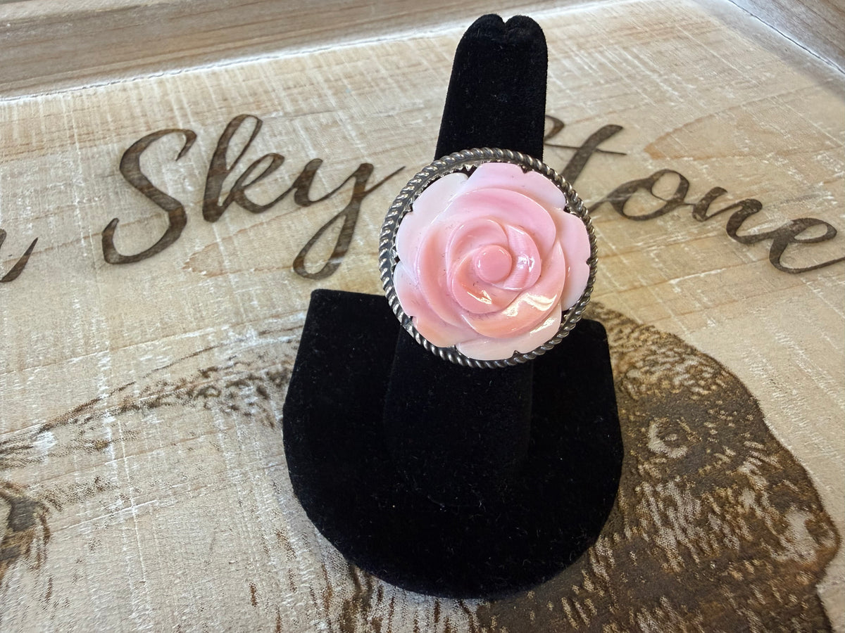 Sterling Silver Pink Conch Shell Rose Ring Size 7, Carved Pink Rose Flower, Rope Twist Bezel, Southwestern Statement Ring